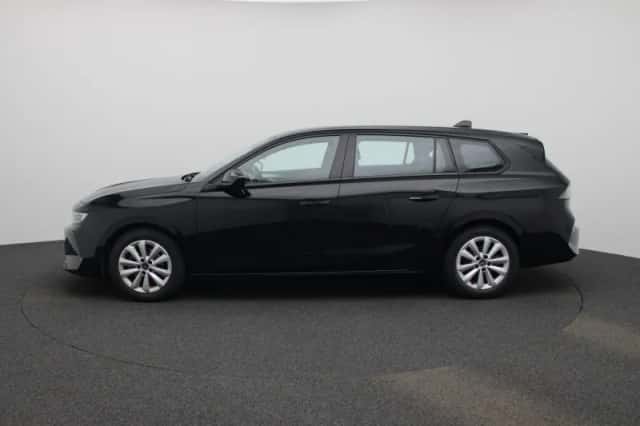 Opel Astra (2023) thumbnail 4