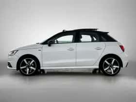 Audi A1 (2017) thumbnail 2