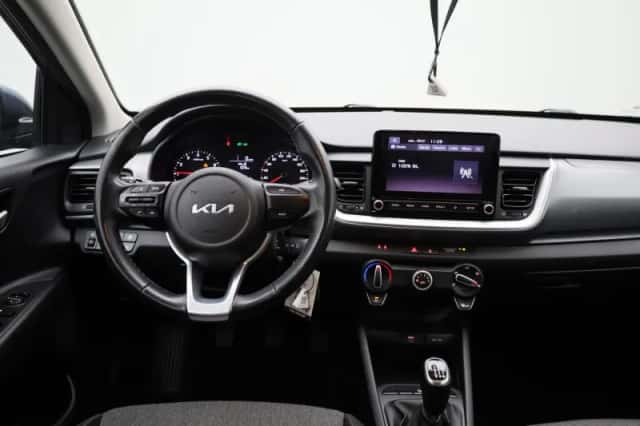 Kia Stonic (2021) thumbnail 7