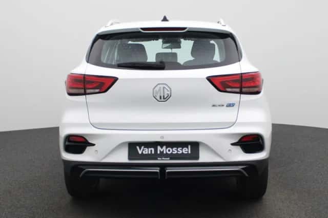 MG ZS (2023) thumbnail 5