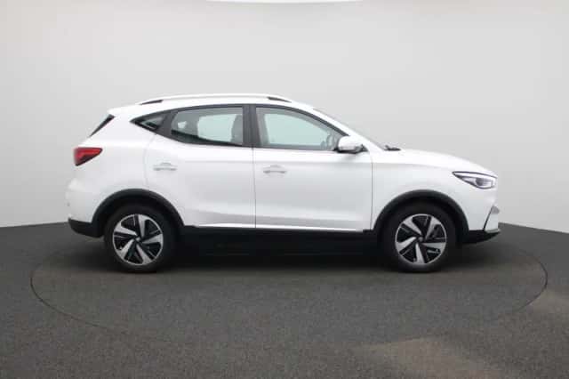 MG ZS (2023) thumbnail 6