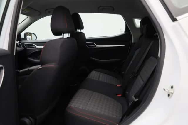 MG ZS (2023) thumbnail 10