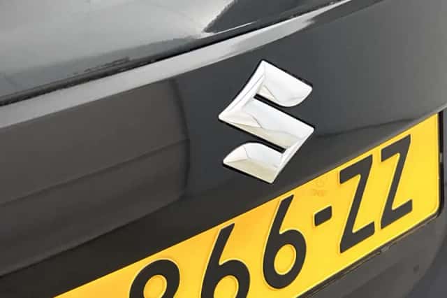 Suzuki S-Cross (2019) thumbnail 17