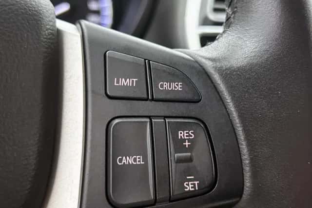 Suzuki S-Cross (2019) thumbnail 27