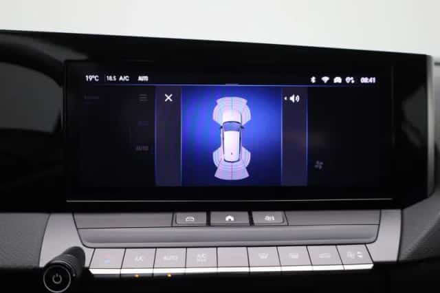 Opel Astra (2023) thumbnail 24