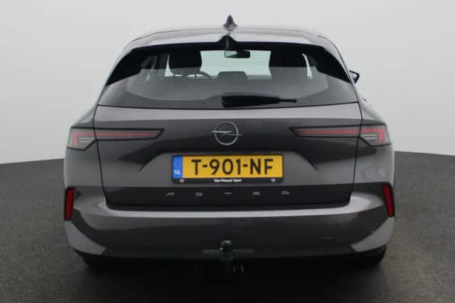 Opel Astra (2023) thumbnail 5