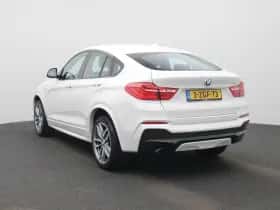 BMW X4 thumbnail 2