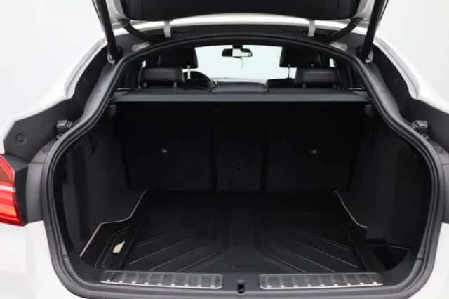 BMW X4 (2015) thumbnail 14