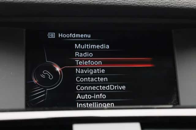 BMW X4 (2015) thumbnail 27