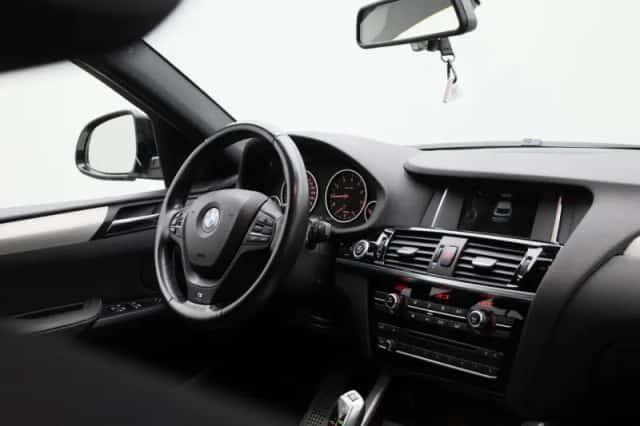 BMW X4 (2015) thumbnail 37