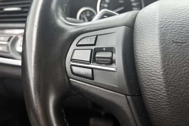 BMW X4 (2015) thumbnail 6