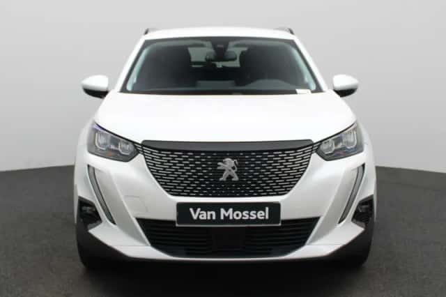 Peugeot 2008 (2021) thumbnail 3