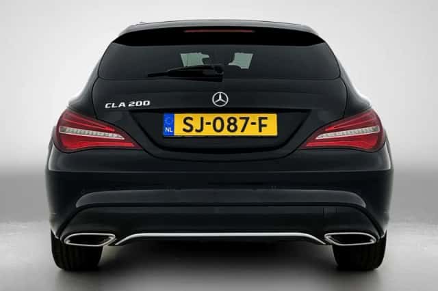 Mercedes-Benz CLA-Klasse (2017) thumbnail 3