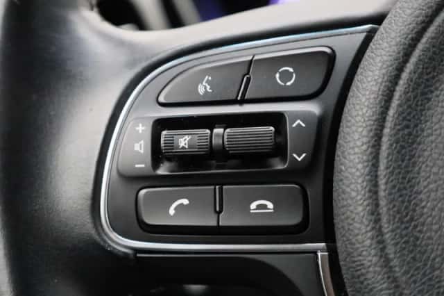 Kia Niro (2021) thumbnail 19