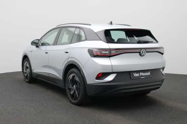 Volkswagen ID.4 (2023) thumbnail 2