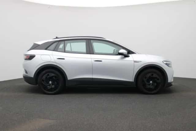 Volkswagen ID.4 (2023) thumbnail 6