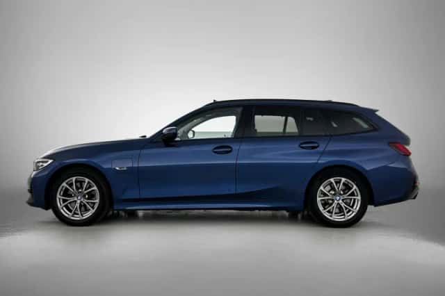 BMW 3-Serie (2022) thumbnail 2