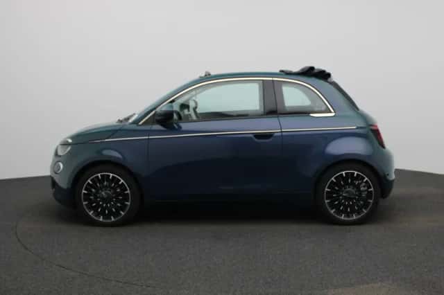 Fiat 500C (2023) thumbnail 4