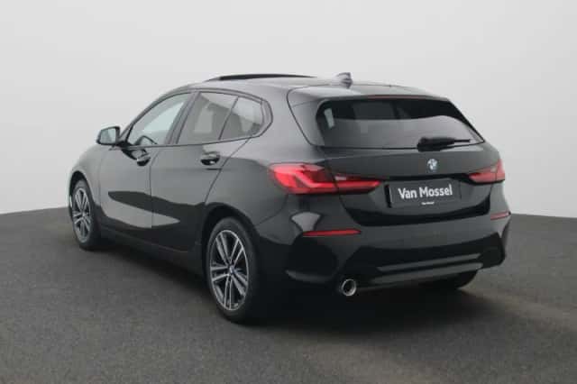 BMW 1-Serie (2023) thumbnail 2