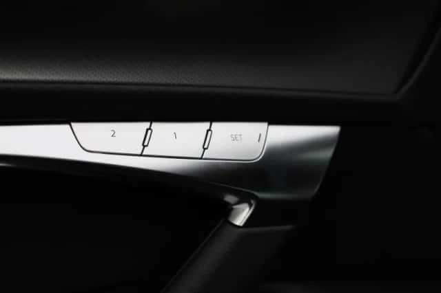 Audi A6 (2023) thumbnail 24