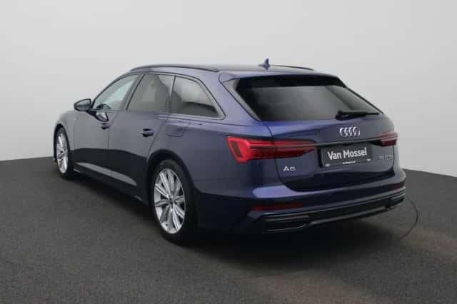 Audi A6 (2021) thumbnail 2