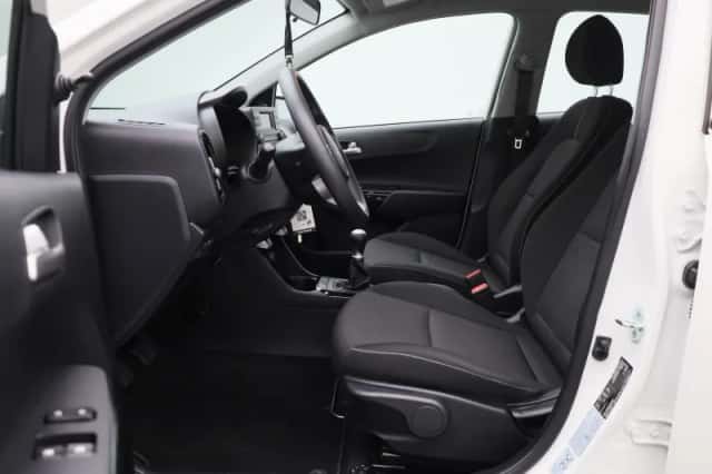 Kia Picanto (2022) thumbnail 11