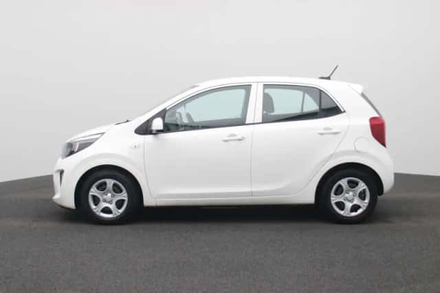 Kia Picanto (2022) thumbnail 4