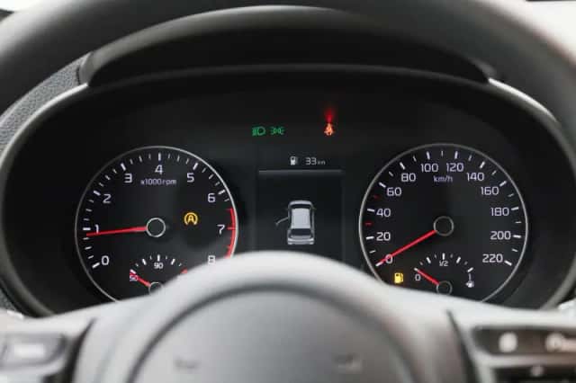 Kia Picanto (2022) thumbnail 8