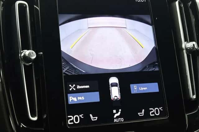 Volvo XC40 (2022) thumbnail 19