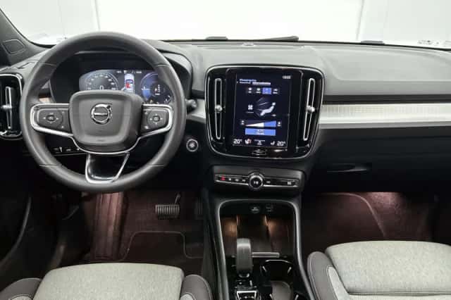 Volvo XC40 (2022) thumbnail 26