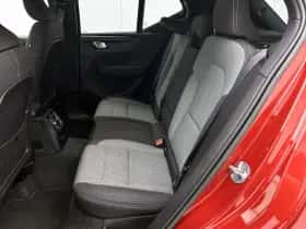 Volvo XC40 thumbnail 30