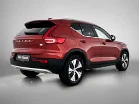 Volvo XC40 thumbnail 4