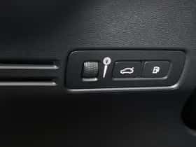 Volvo XC40 thumbnail 32