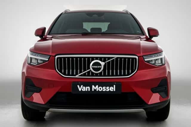 Volvo XC40 (2022) thumbnail 5