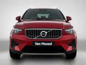 Volvo XC40 thumbnail 5