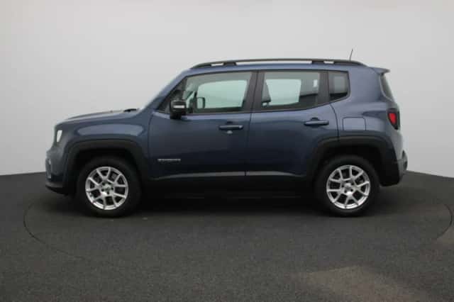 Jeep Renegade (2023) thumbnail 4