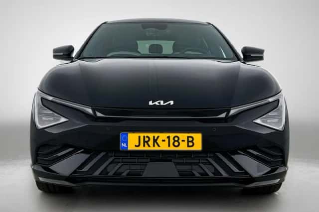 Kia EV6 (2025) thumbnail 5