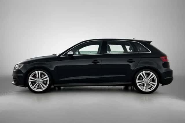 Audi A3 (2013) thumbnail 2