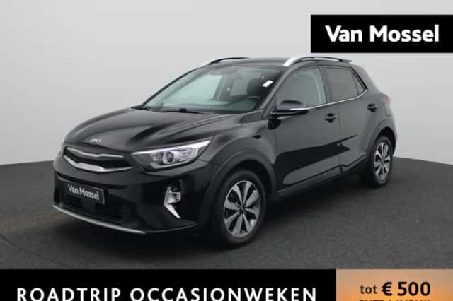 Kia Stonic (2021) thumbnail 1