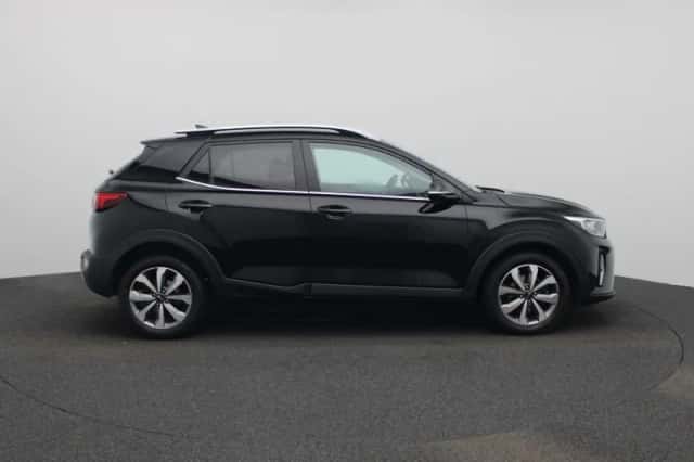 Kia Stonic (2021) thumbnail 6