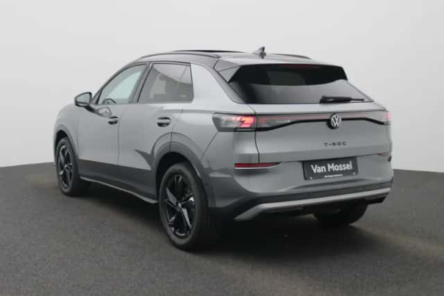 Volkswagen T-Roc (2026) thumbnail 2