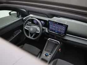 Volkswagen T-Roc thumbnail 42