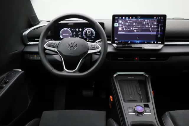 Volkswagen T-Roc (2026) thumbnail 7