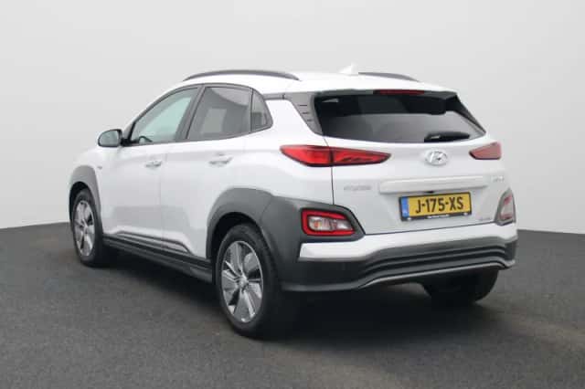 Hyundai Kona (2020) thumbnail 2