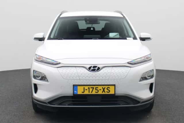Hyundai Kona (2020) thumbnail 3