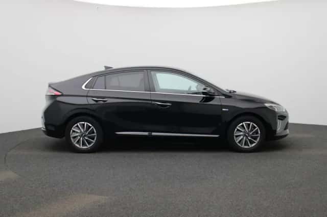 Hyundai Ioniq (2021) thumbnail 6