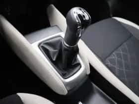 Nissan Micra thumbnail 16