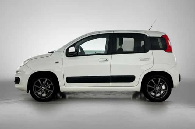 Fiat Panda (2014) thumbnail 2