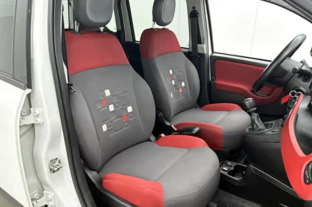 Fiat Panda (2014) thumbnail 30