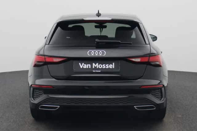 Audi A3 (2021) thumbnail 5